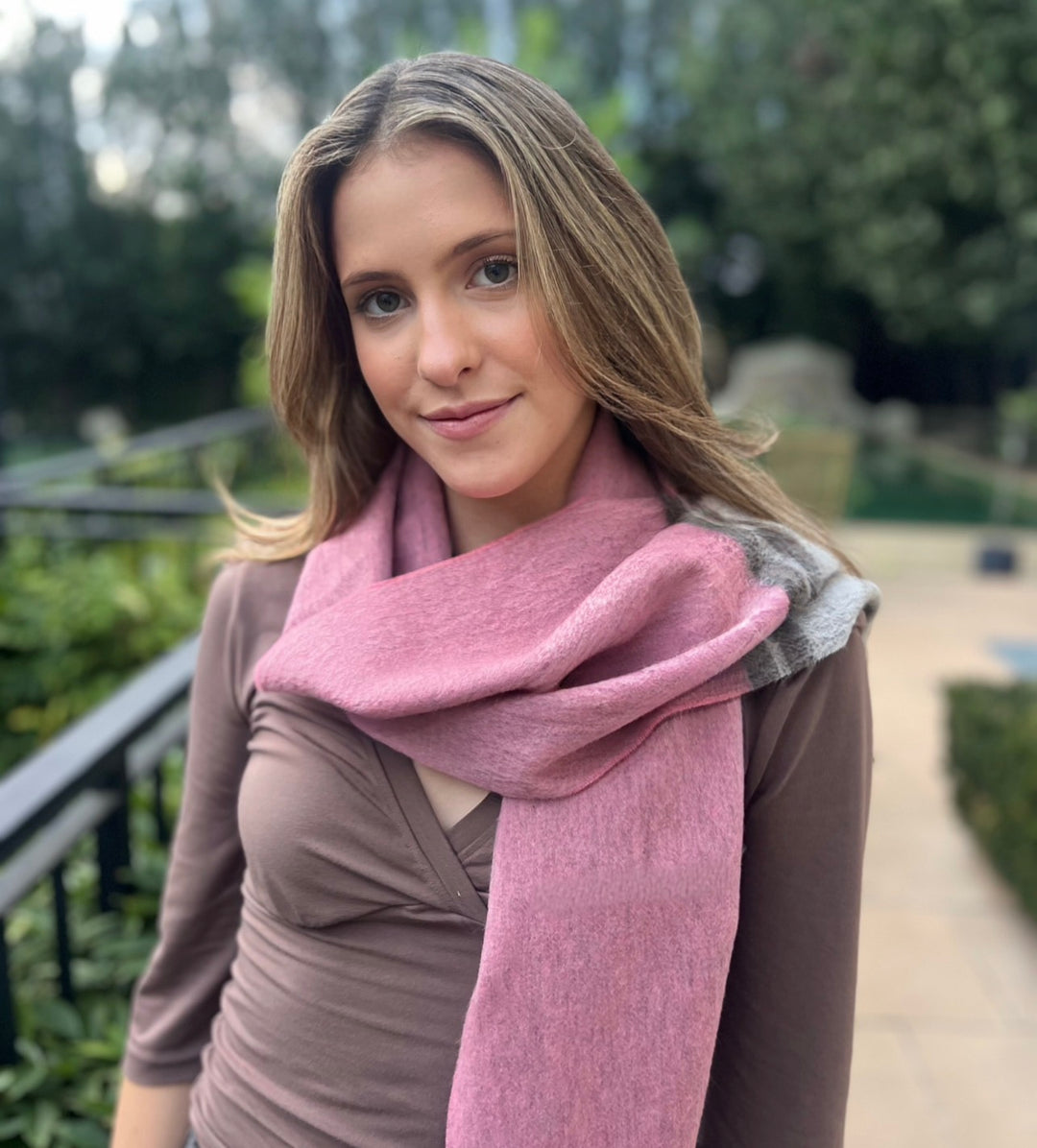 WS Edge Wool Scarf - Pink/Grey - Image 1