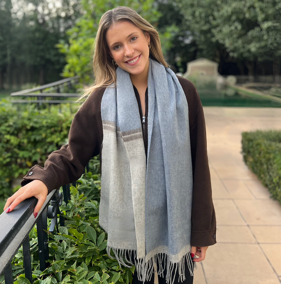 WS Edge Wool Scarf - Blue/Grey - Image 2