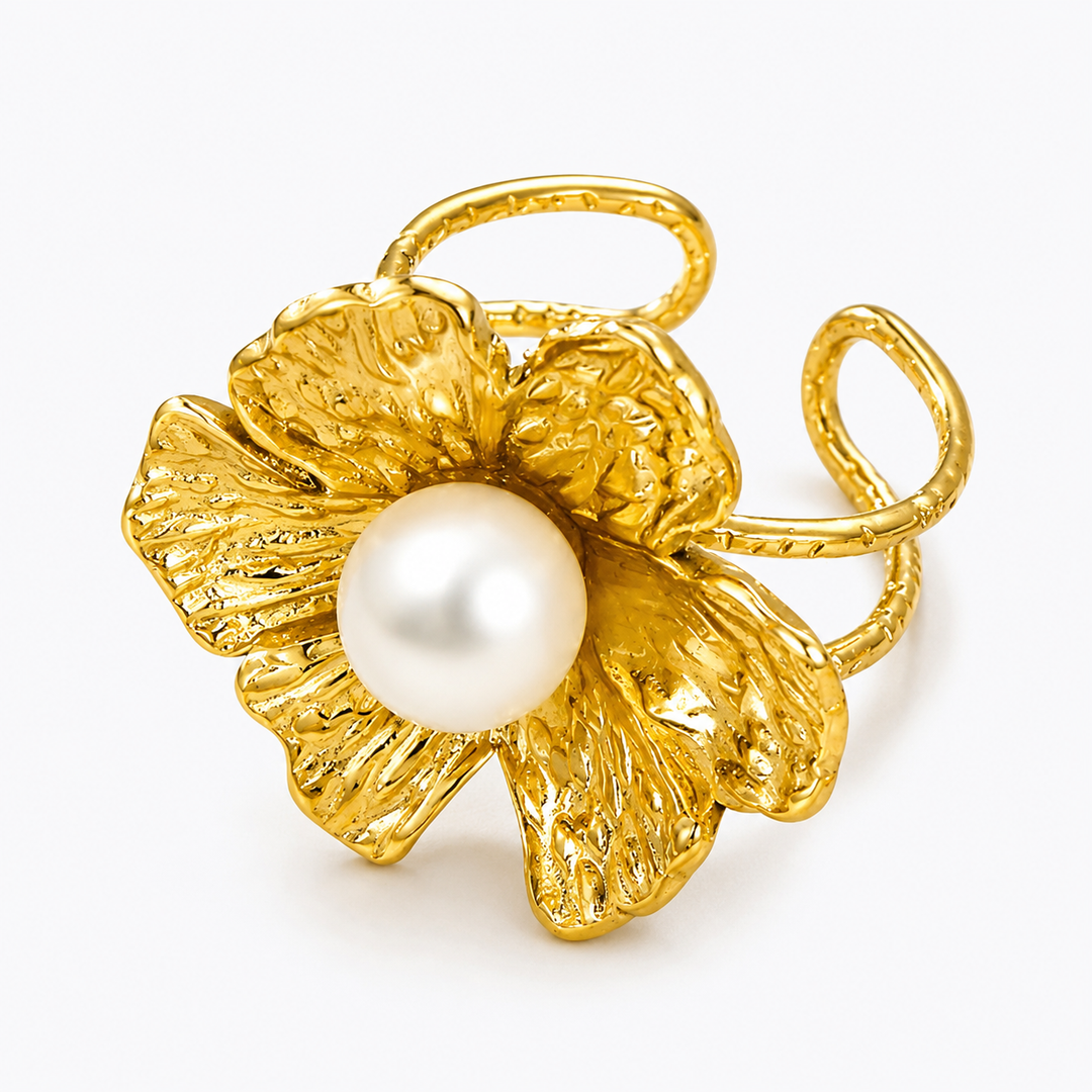 WS Flora Pearl Ring - Gold & Pearl - Hero