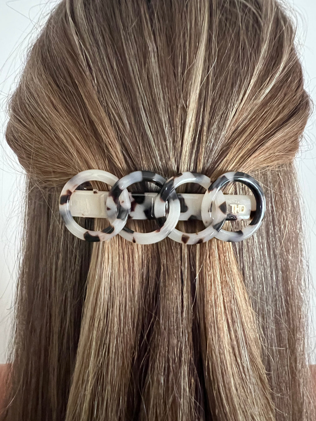 The Rings Barrette - Light Turtle
