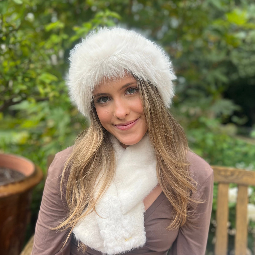 WS Faux Fur Peruvian Stole - White - Image 1