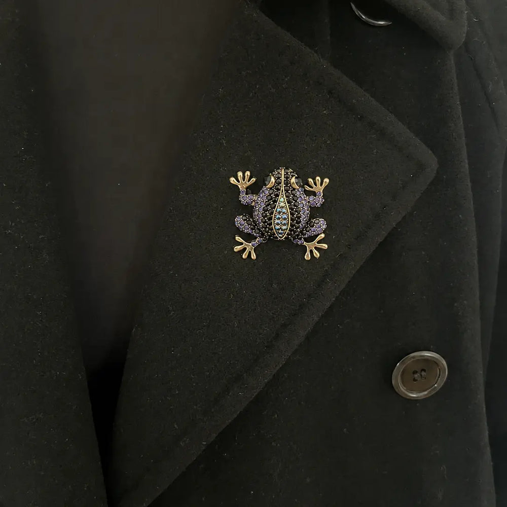 WS Brooch Frog - Purple & Black - Image 1