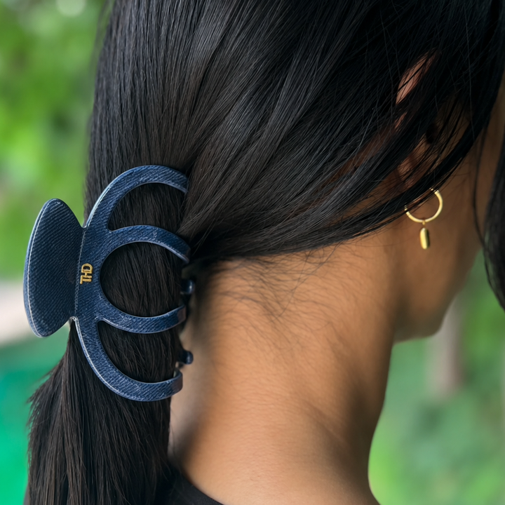 WS Cellulose Acetate Octopus Oversized Hair Claw Trim - Denim - Image 1